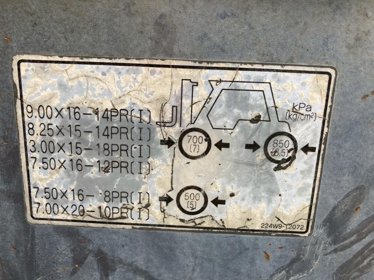 TCM フォークリフト 荷重2900kg MT 揚高3.5m|中古トラックの販売・買取・査定のアイナビ