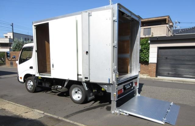 トヨタ バン車|中古トラックの販売・買取・査定のアイナビ