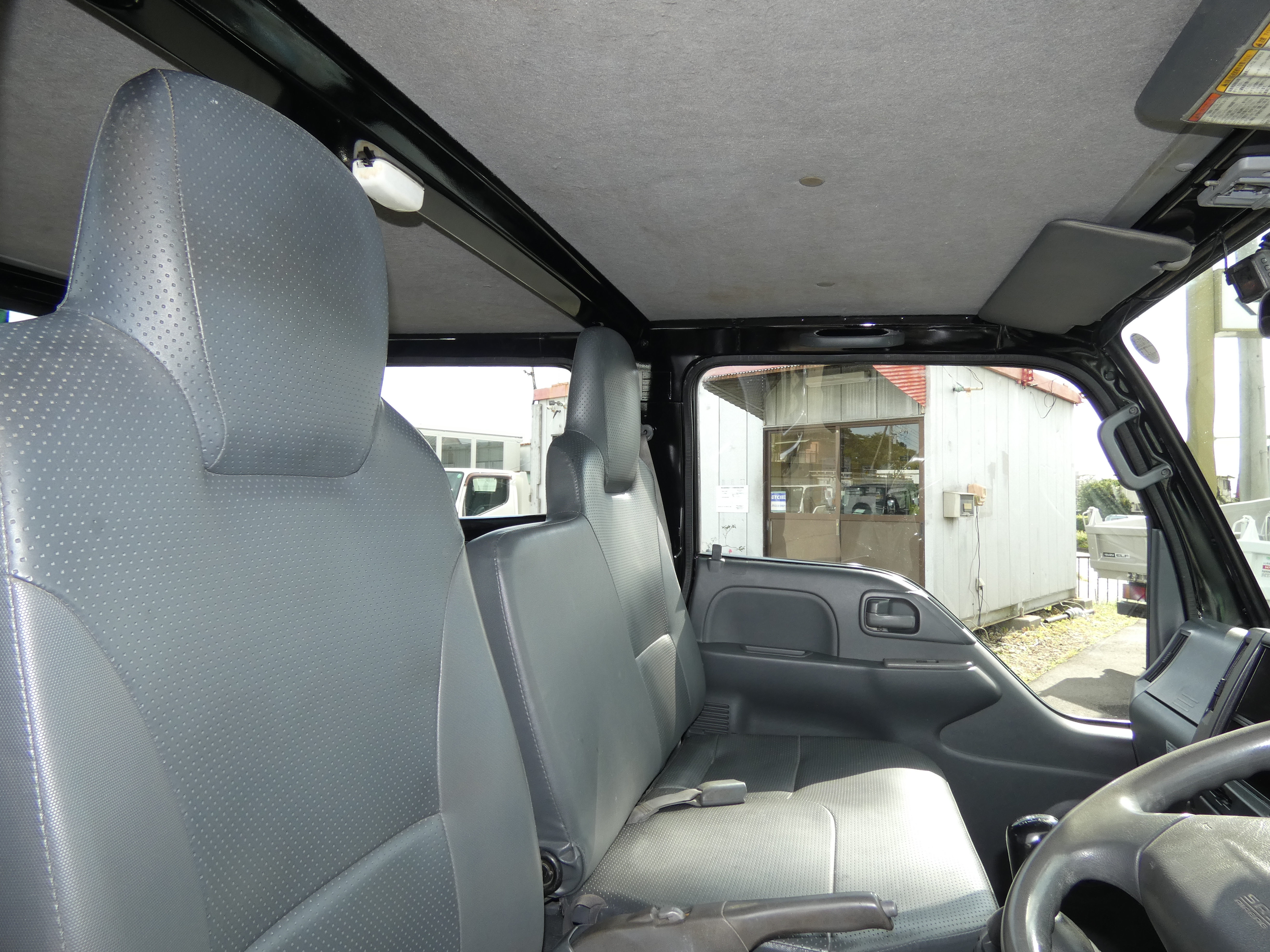 エルフ　２トン|中古トラックの販売・買取・査定のアイナビ