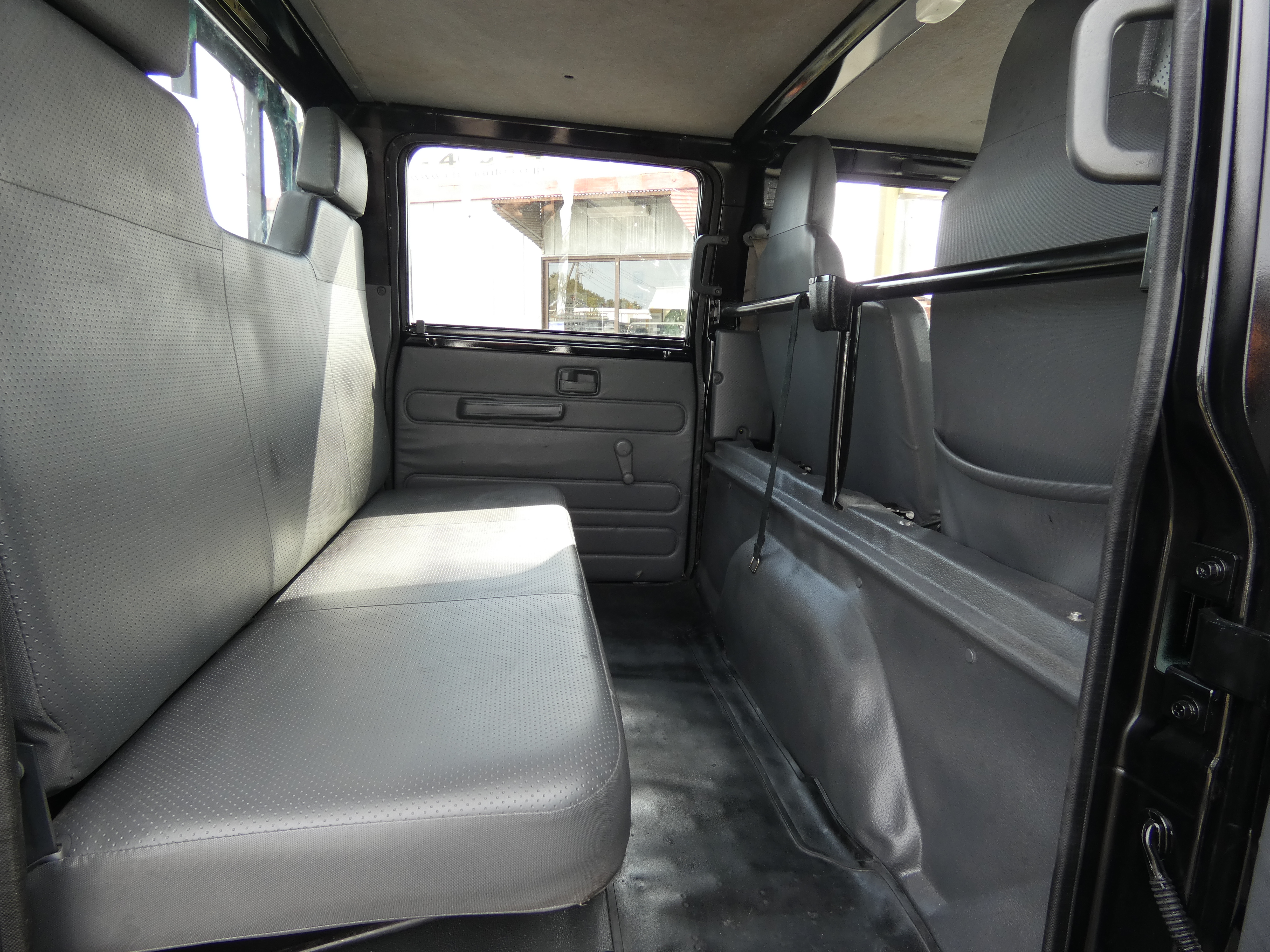 エルフ　２トン|中古トラックの販売・買取・査定のアイナビ