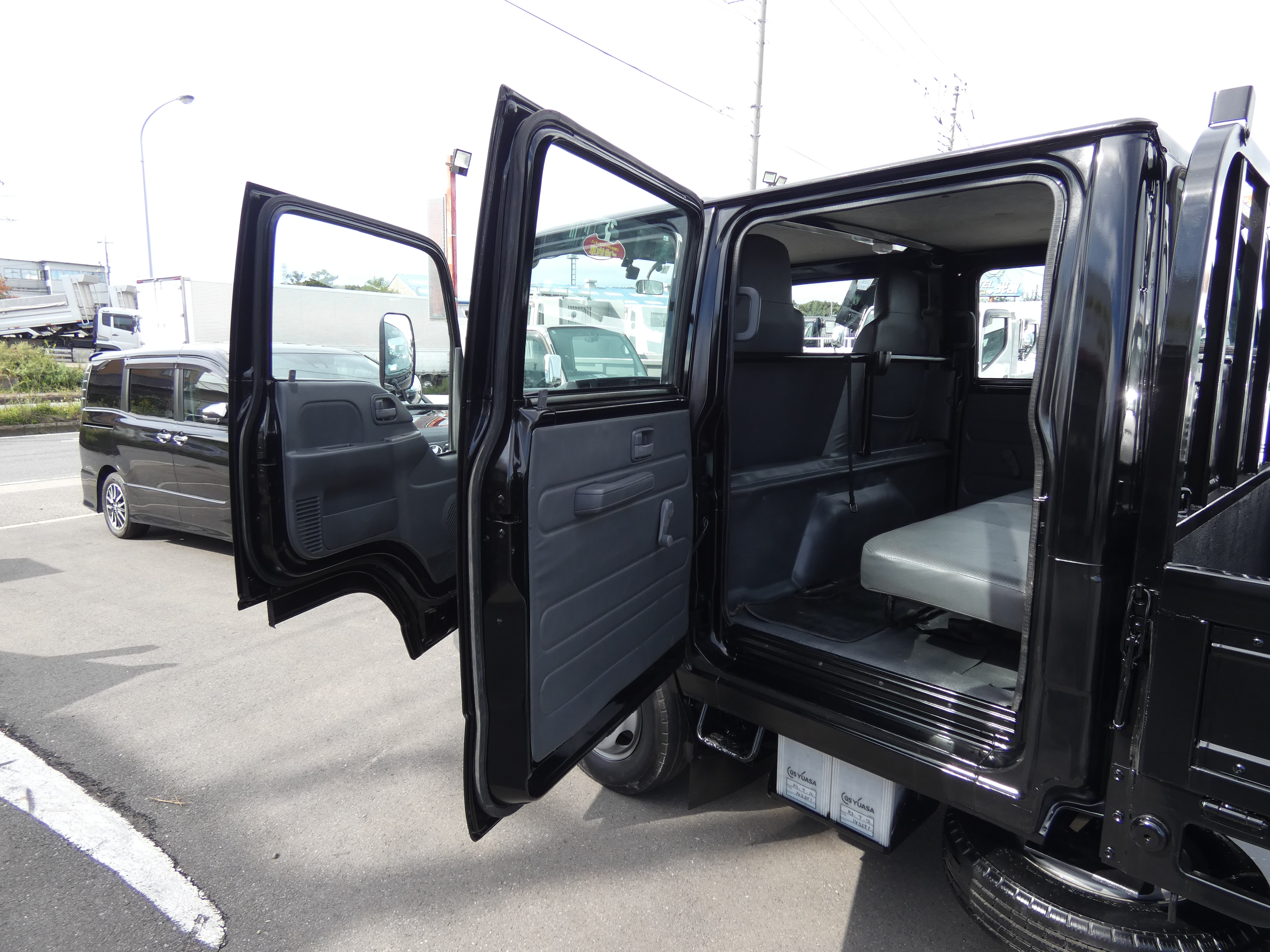 エルフ　２トン|中古トラックの販売・買取・査定のアイナビ