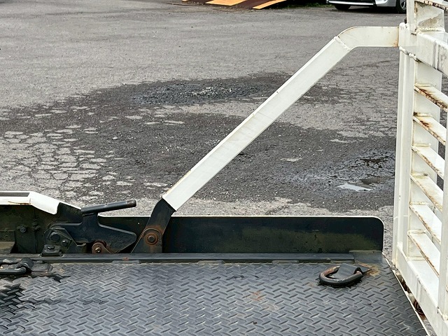 ★車検付★3トン積載★ラジコン・ウインチ★古河UNIC製・NEO5|中古トラックの販売・買取・査定のアイナビ