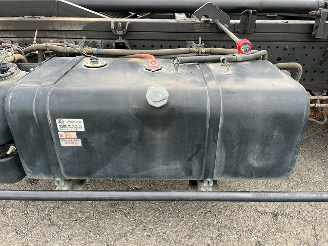 ★車検付★3トン積載★ラジコン・ウインチ★古河UNIC製・NEO5|中古トラックの販売・買取・査定のアイナビ