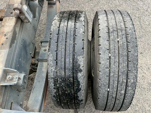 ★車検付★3トン積載★ラジコン・ウインチ★古河UNIC製・NEO5|中古トラックの販売・買取・査定のアイナビ