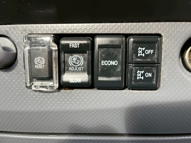 ★車検付★3トン積載★ラジコン・ウインチ★古河UNIC製・NEO5|中古トラックの販売・買取・査定のアイナビ