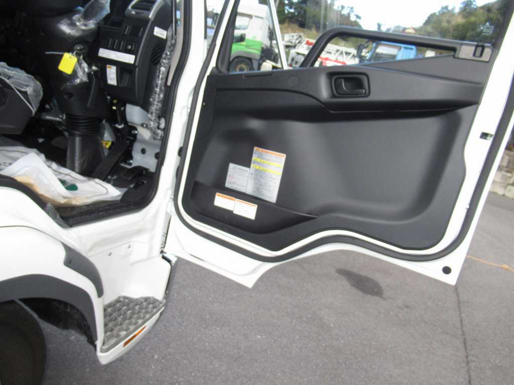 東プレ 低温 加温 -30℃～30℃設定 格納P/G ★240PS 6速|中古トラックの販売・買取・査定のアイナビ