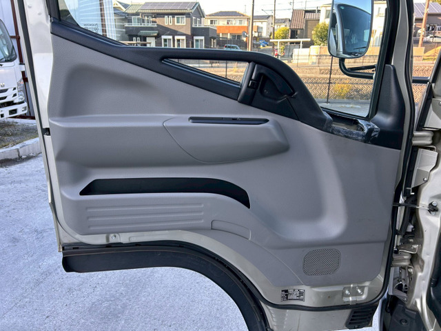 【車検付!!5t限定運転可!即納可!】三菱ふそう/キャンター|中古トラックの販売・買取・査定のアイナビ