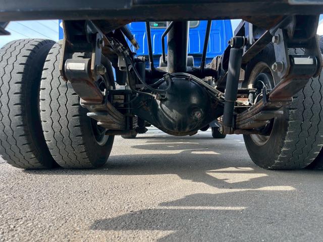 いすゞエルフ平ボディ|中古トラックの販売・買取・査定のアイナビ