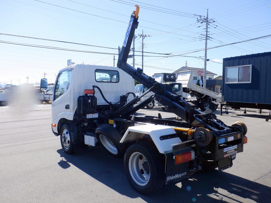 3t 新明和製 アームロール ツインシリンダー|中古トラックの販売・買取・査定のアイナビ