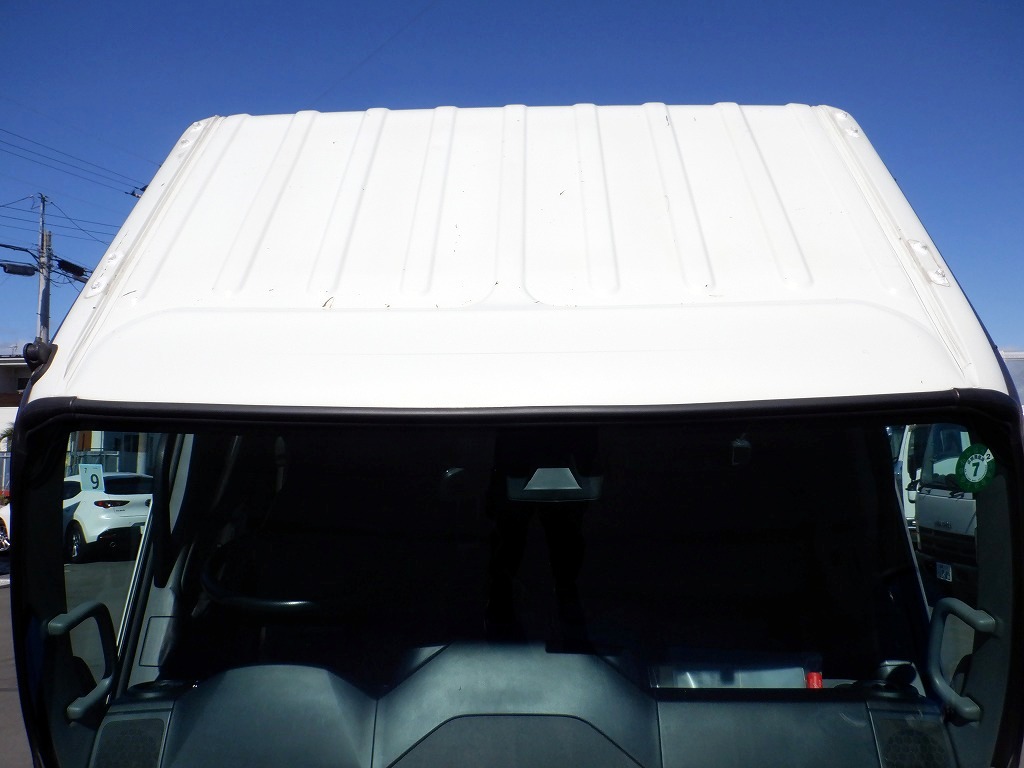 3t 新明和製 アームロール ツインシリンダー|中古トラックの販売・買取・査定のアイナビ