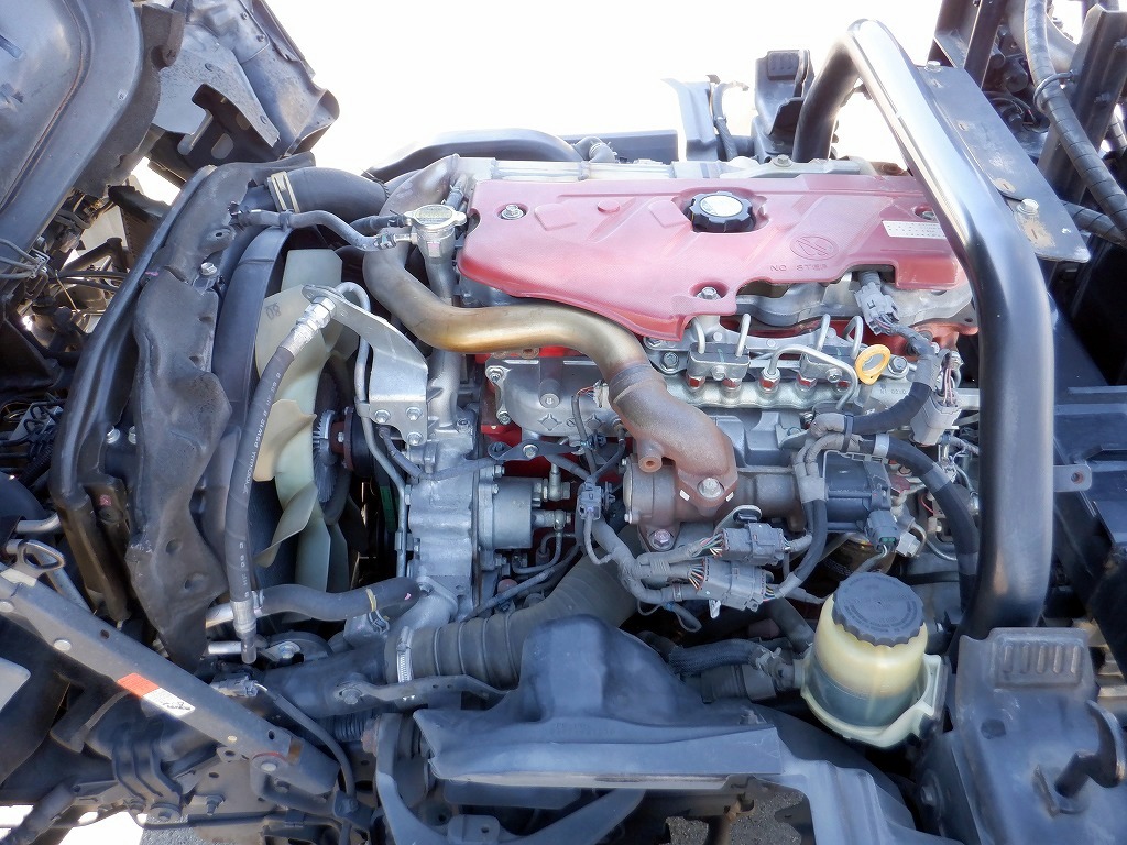 3t 新明和製 アームロール ツインシリンダー|中古トラックの販売・買取・査定のアイナビ