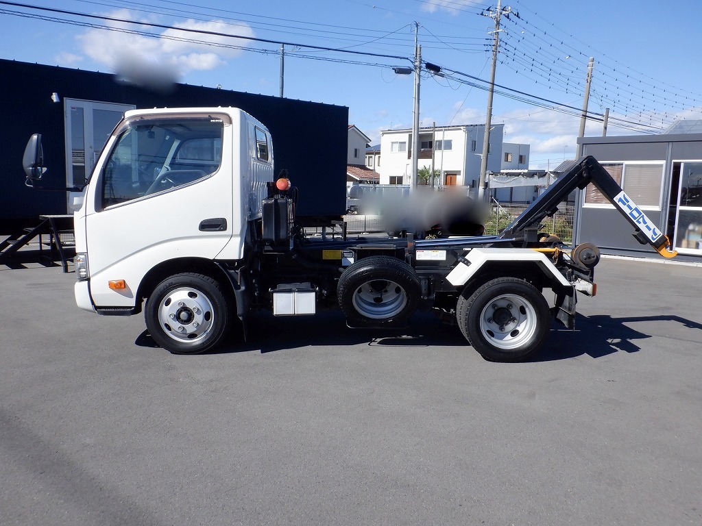 3t 新明和製 アームロール ツインシリンダー|中古トラックの販売・買取・査定のアイナビ