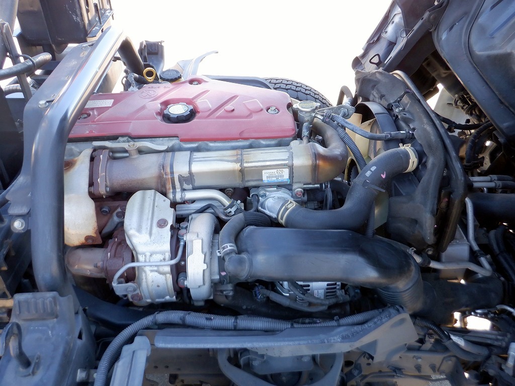 3t 新明和製 アームロール ツインシリンダー|中古トラックの販売・買取・査定のアイナビ