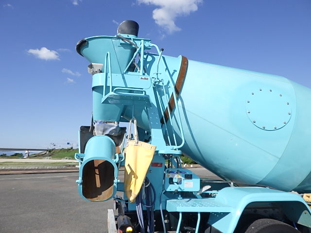 いすゞ 平成30年式 ミキサー車 車検付き|中古トラックの販売・買取・査定のアイナビ