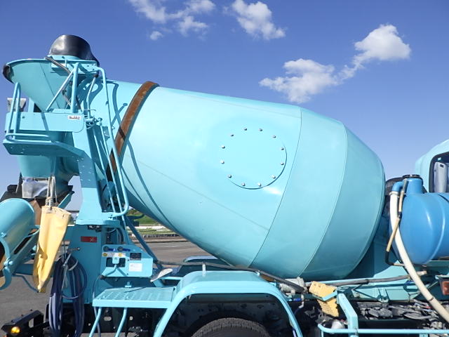 いすゞ 平成30年式 ミキサー車 車検付き|中古トラックの販売・買取・査定のアイナビ