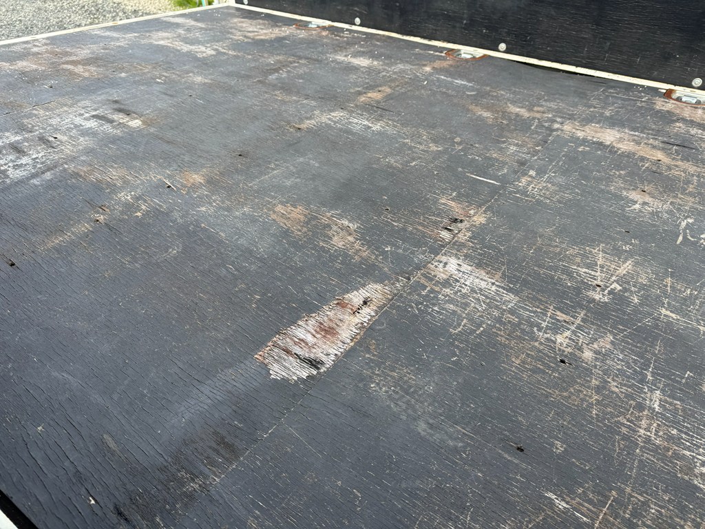 平成30年式☆エルフ超ロング タダノ4段ラジコンフックイン|中古トラックの販売・買取・査定のアイナビ