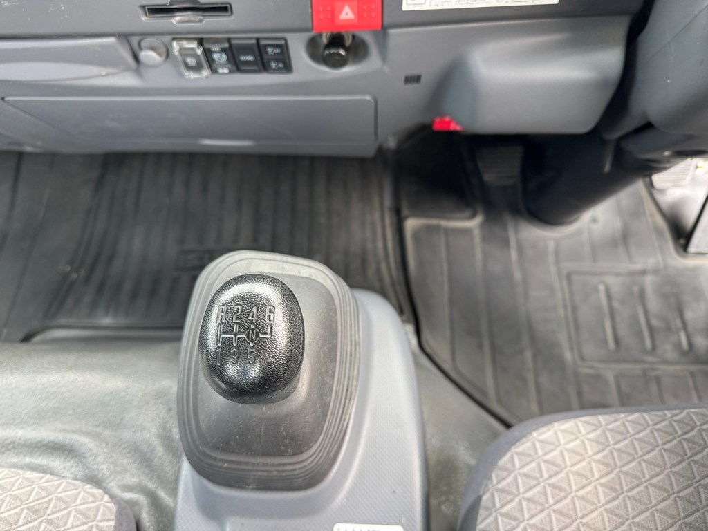 平成30年式☆エルフ超ロング タダノ4段ラジコンフックイン|中古トラックの販売・買取・査定のアイナビ