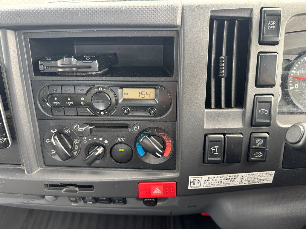 平成30年式☆エルフ超ロング タダノ4段ラジコンフックイン|中古トラックの販売・買取・査定のアイナビ