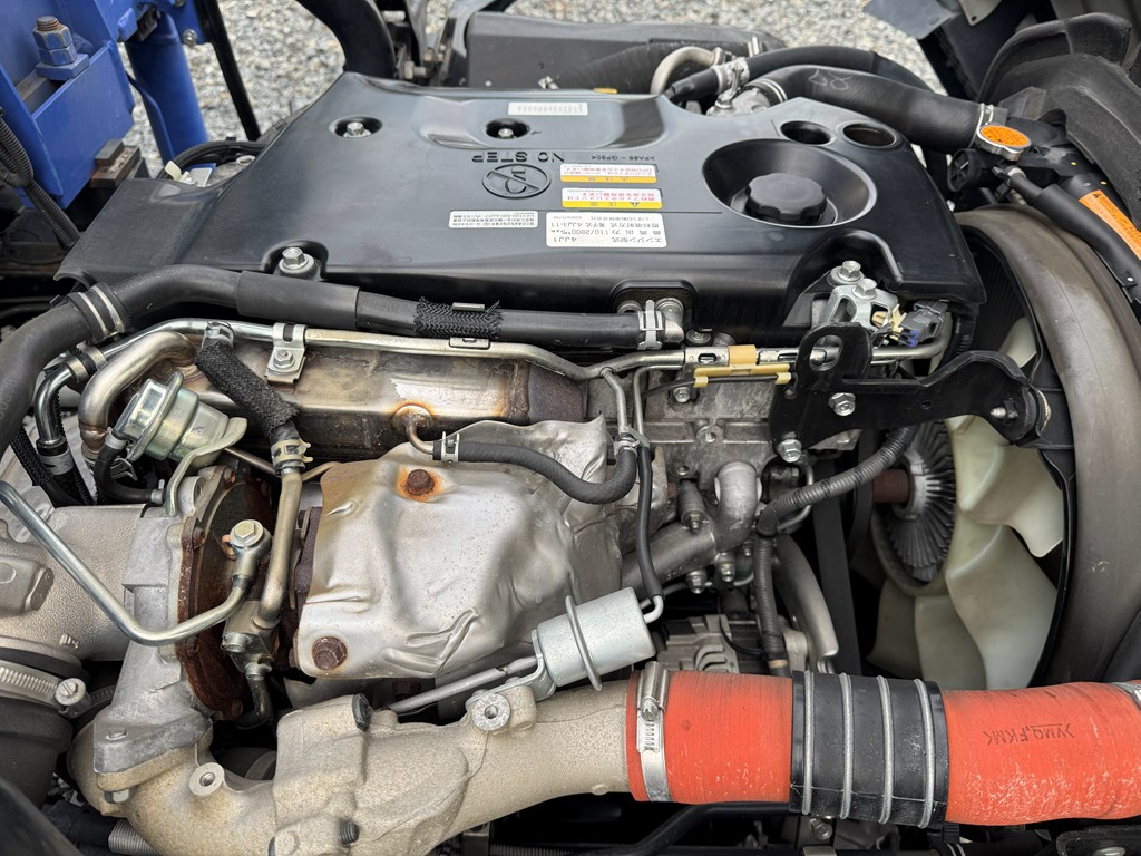 平成30年式☆エルフ超ロング タダノ4段ラジコンフックイン|中古トラックの販売・買取・査定のアイナビ