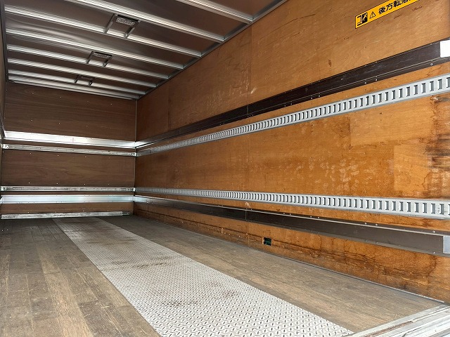 跳上式パワーゲート★後輪エアサス★6300×フルワイド★ベッド付|中古トラックの販売・買取・査定のアイナビ