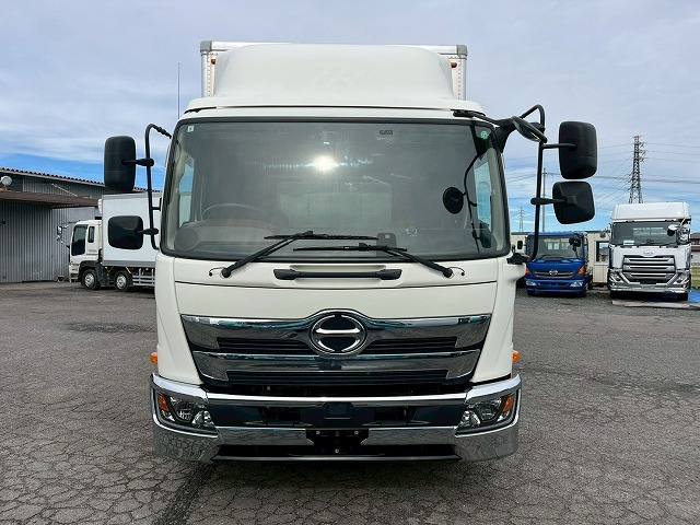 跳上式パワーゲート★後輪エアサス★6300×フルワイド★ベッド付|中古トラックの販売・買取・査定のアイナビ