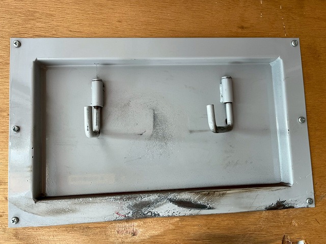 跳上式パワーゲート★後輪エアサス★6300×フルワイド★ベッド付|中古トラックの販売・買取・査定のアイナビ