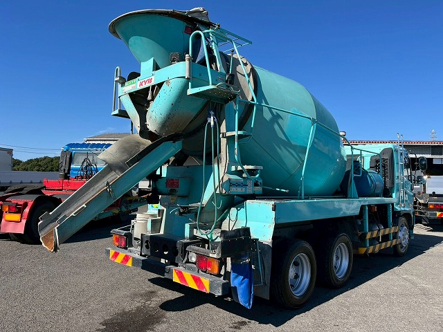 車検付★増トン★11トン積載★6×4!3軸2デフ★KYB製・8.9立米|中古トラックの販売・買取・査定のアイナビ