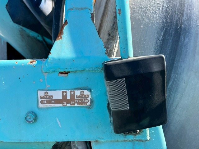 車検付★増トン★11トン積載★6×4!3軸2デフ★KYB製・8.9立米|中古トラックの販売・買取・査定のアイナビ