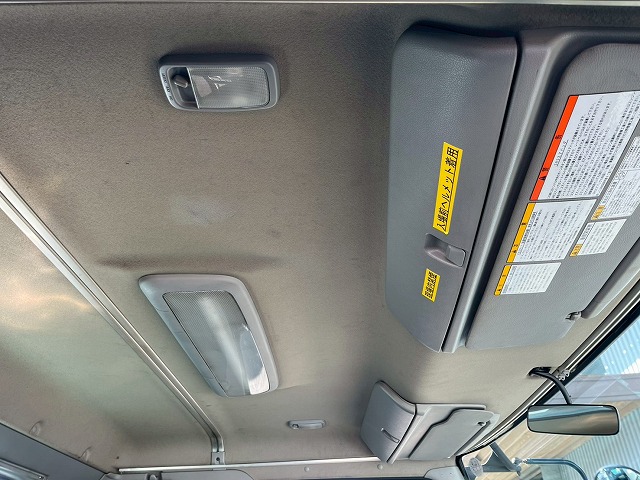 車検付★増トン★11トン積載★6×4!3軸2デフ★KYB製・8.9立米|中古トラックの販売・買取・査定のアイナビ