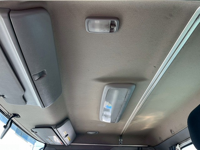 車検付★増トン★11トン積載★6×4!3軸2デフ★KYB製・8.9立米|中古トラックの販売・買取・査定のアイナビ