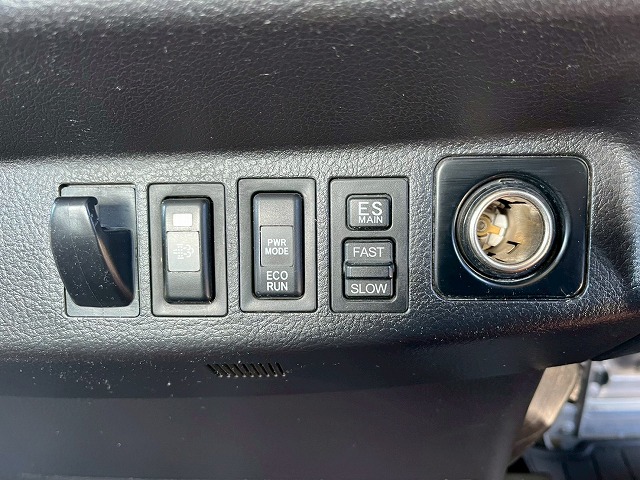 車検付★増トン★11トン積載★6×4!3軸2デフ★KYB製・8.9立米|中古トラックの販売・買取・査定のアイナビ