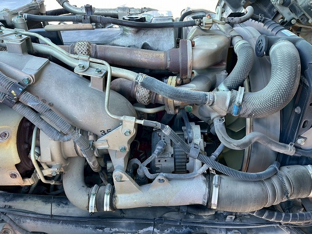 車検付★増トン★11トン積載★6×4!3軸2デフ★KYB製・8.9立米|中古トラックの販売・買取・査定のアイナビ