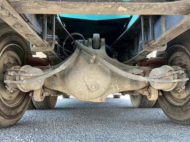 車検付★増トン★11トン積載★6×4!3軸2デフ★KYB製・8.9立米|中古トラックの販売・買取・査定のアイナビ