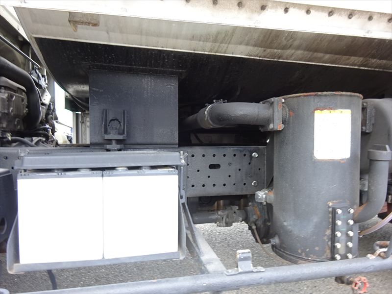 モリタ 3000L タンクカバー|中古トラックの販売・買取・査定のアイナビ