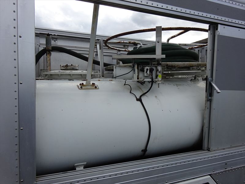 モリタ 3000L タンクカバー|中古トラックの販売・買取・査定のアイナビ