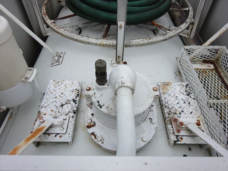 モリタ 3000L タンクカバー|中古トラックの販売・買取・査定のアイナビ