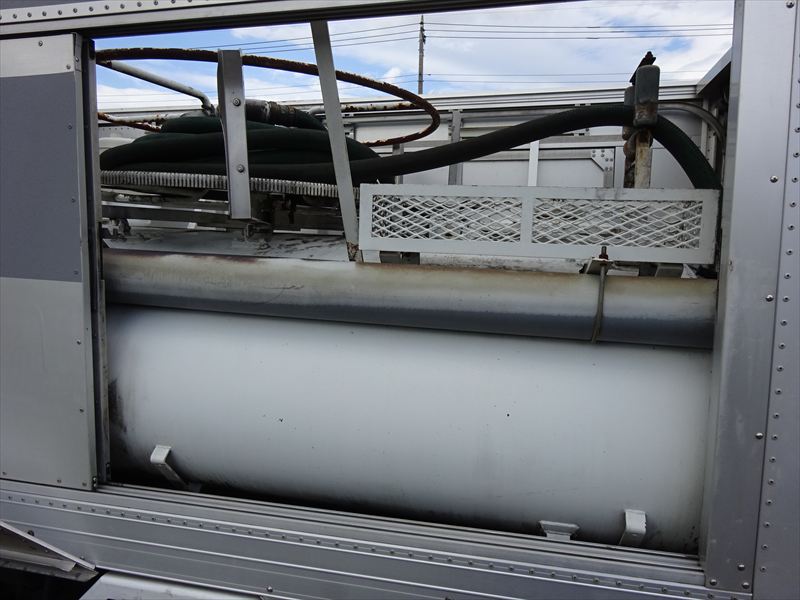 モリタ 3000L タンクカバー|中古トラックの販売・買取・査定のアイナビ