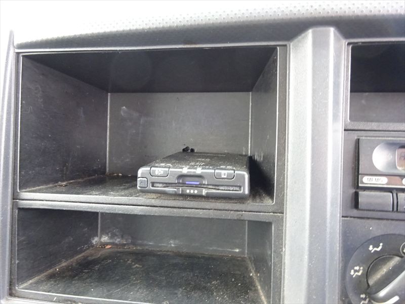 モリタ 3000L タンクカバー|中古トラックの販売・買取・査定のアイナビ