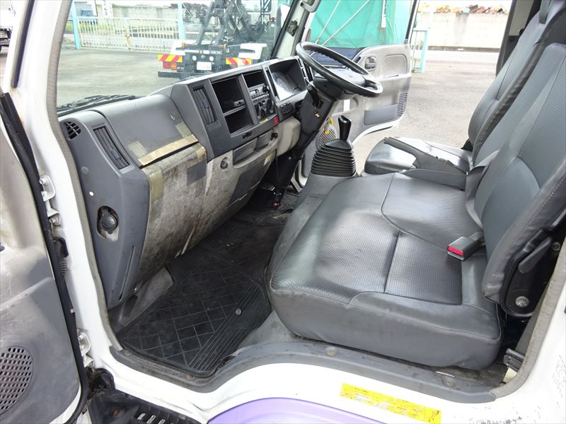 モリタ 3000L タンクカバー|中古トラックの販売・買取・査定のアイナビ