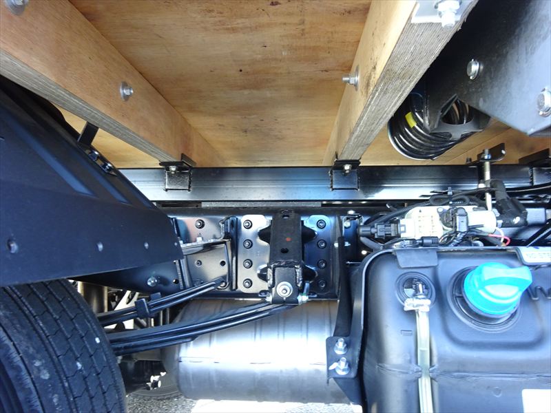 セルフクレーン 未使用|中古トラックの販売・買取・査定のアイナビ