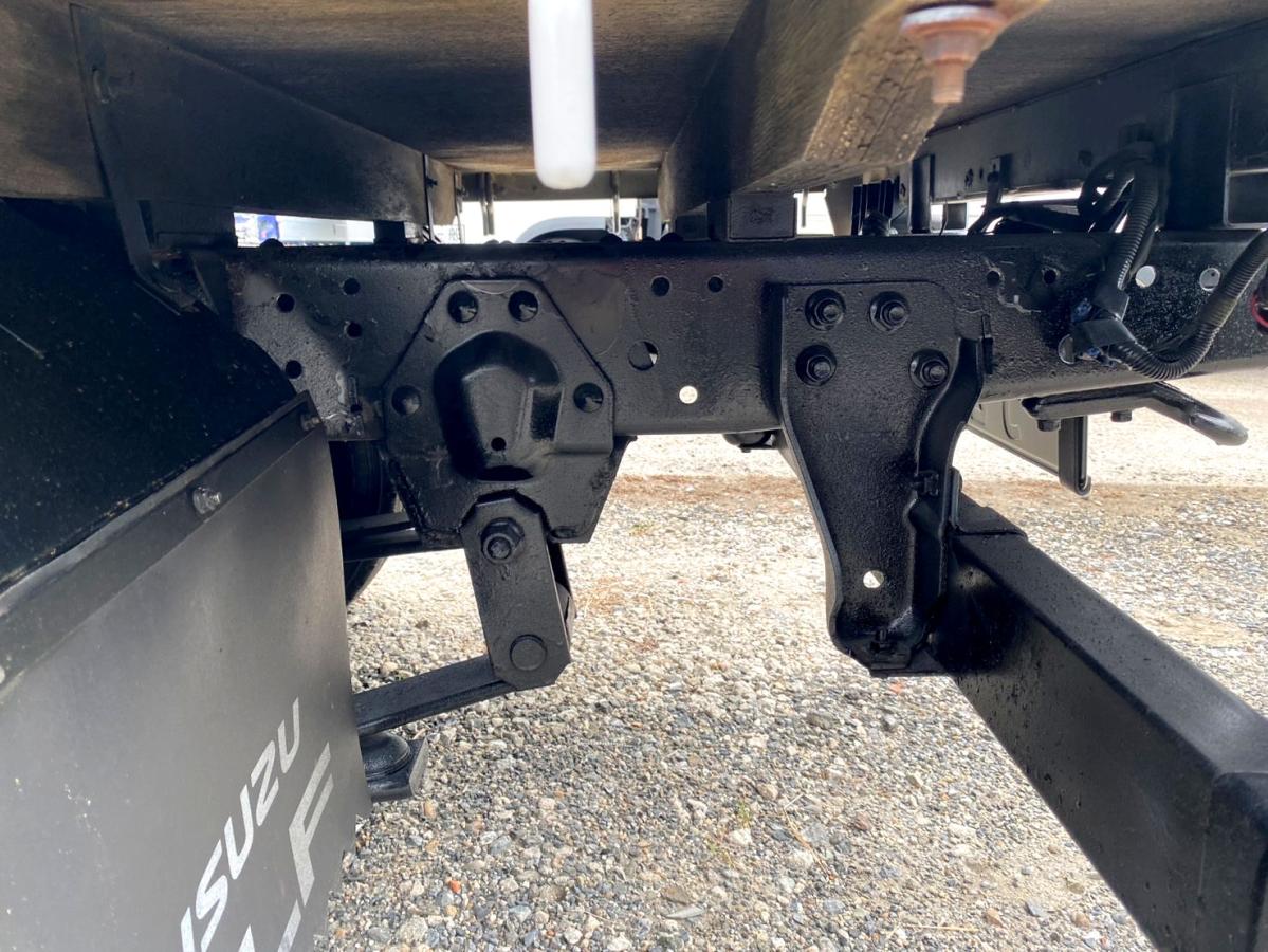 平成19年いすゞエルフ2t平ボディ10尺荷台鉄板BKG-NJR85A|中古トラックの販売・買取・査定のアイナビ