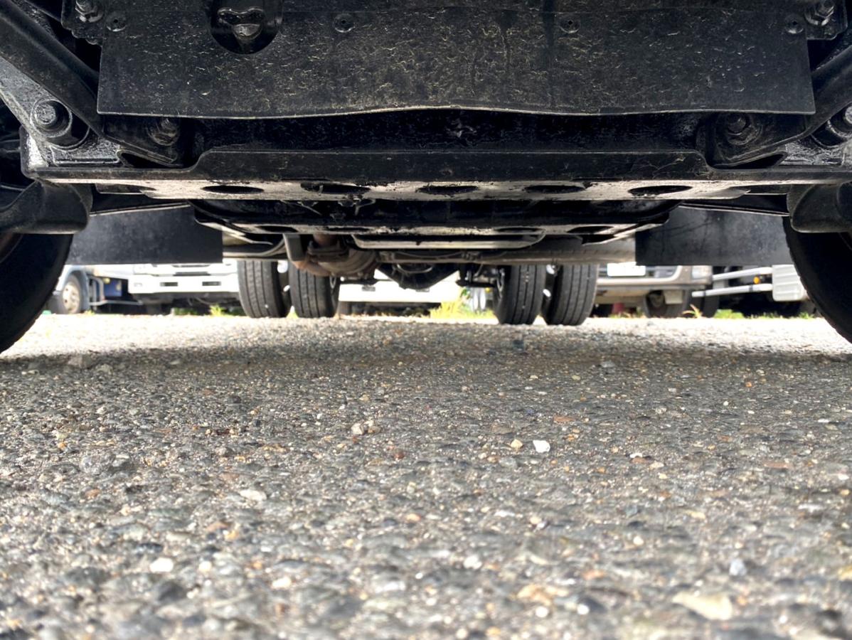 平成19年いすゞエルフ2t平ボディ10尺荷台鉄板BKG-NJR85A|中古トラックの販売・買取・査定のアイナビ