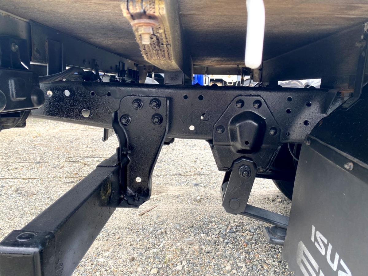 平成19年いすゞエルフ2t平ボディ10尺荷台鉄板BKG-NJR85A|中古トラックの販売・買取・査定のアイナビ