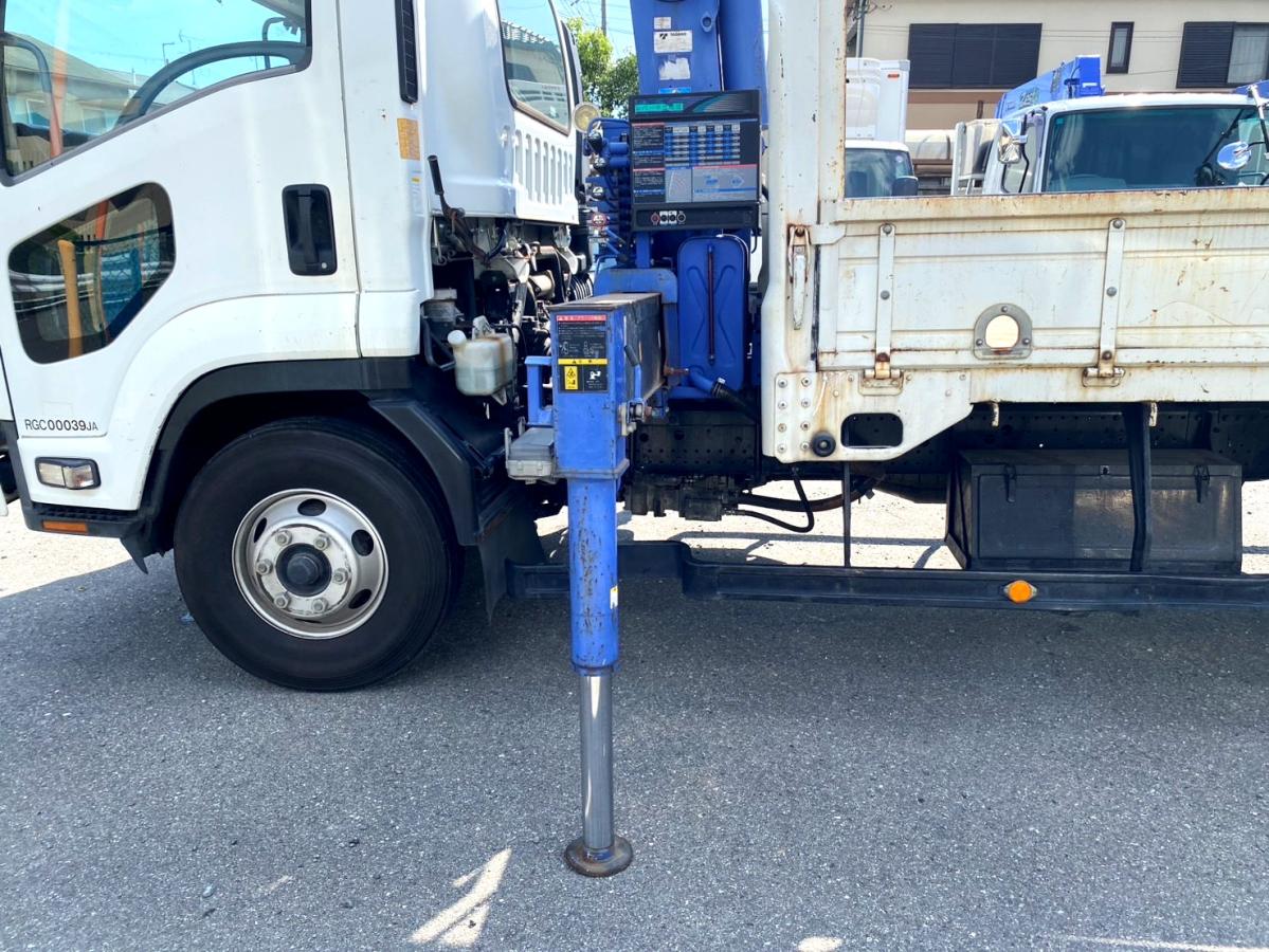 平成23年いすゞフォワードタダノ5段クレーン2.93tPKG-FRR90S1|中古トラックの販売・買取・査定のアイナビ