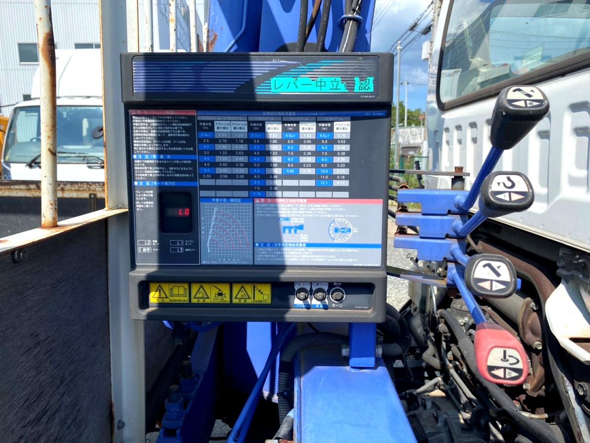 平成23年いすゞフォワードタダノ5段クレーン2.93tPKG-FRR90S1|中古トラックの販売・買取・査定のアイナビ