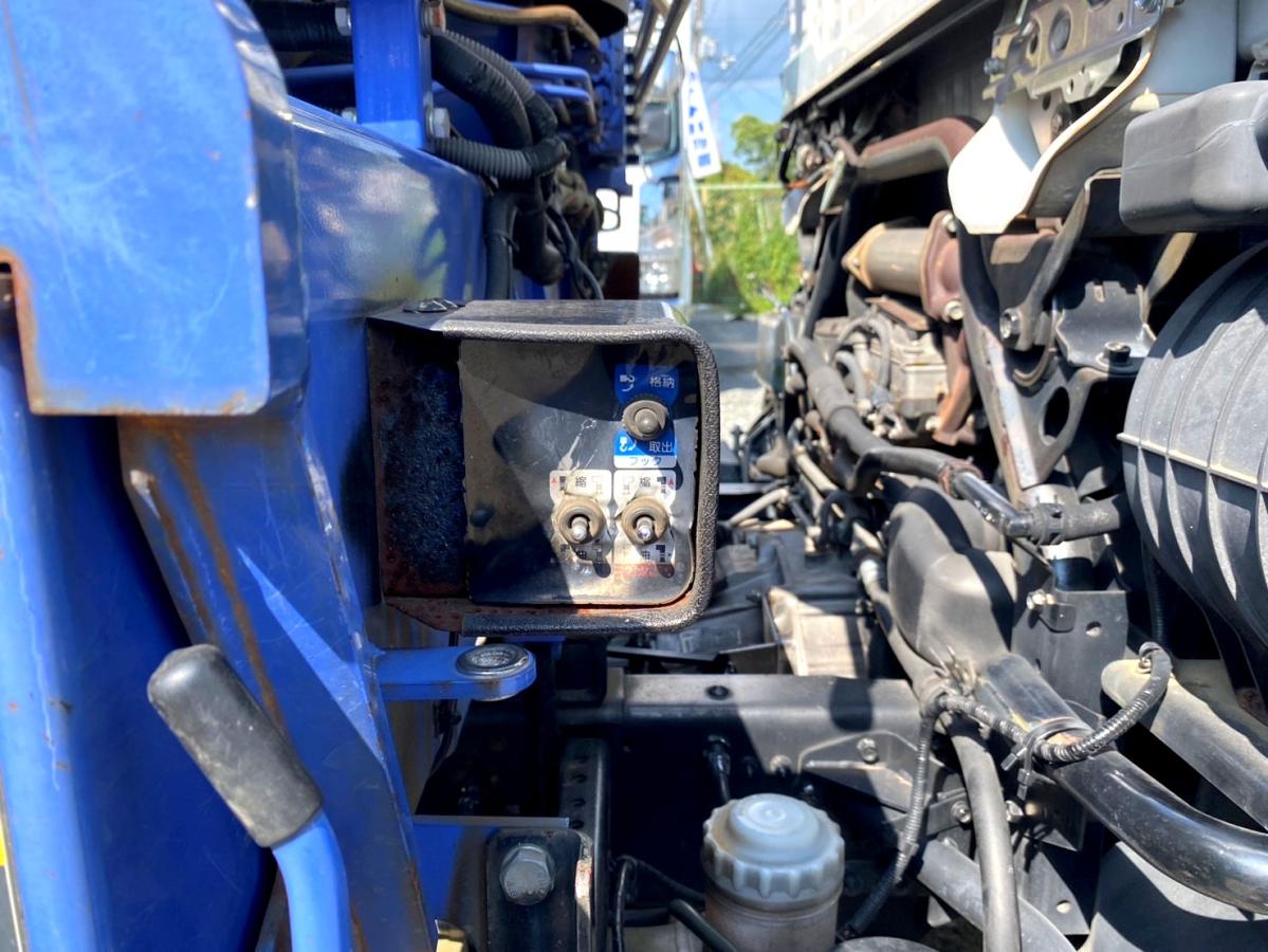 平成23年いすゞフォワードタダノ5段クレーン2.93tPKG-FRR90S1|中古トラックの販売・買取・査定のアイナビ