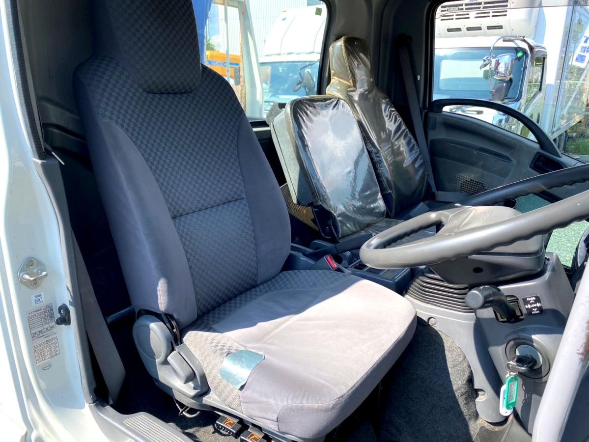 平成23年いすゞフォワードタダノ5段クレーン2.93tPKG-FRR90S1|中古トラックの販売・買取・査定のアイナビ