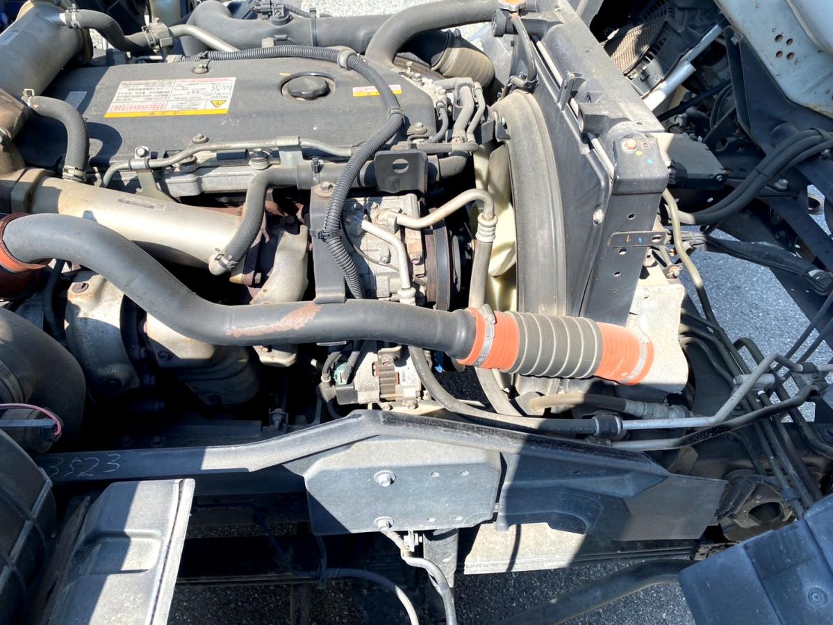 平成23年いすゞフォワードタダノ5段クレーン2.93tPKG-FRR90S1|中古トラックの販売・買取・査定のアイナビ