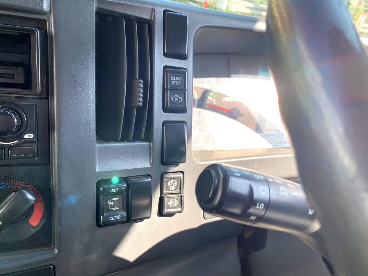 平成23年いすゞフォワードタダノ5段クレーン2.93tPKG-FRR90S1|中古トラックの販売・買取・査定のアイナビ