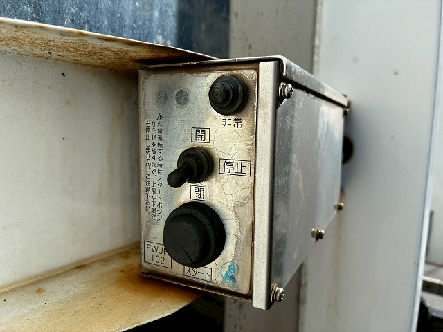 超ロングラッシング6速MTマニュアル3.5t8t|中古トラックの販売・買取・査定のアイナビ